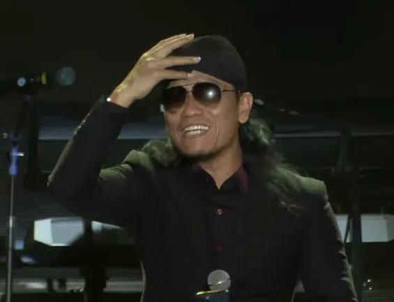 Ingin Dimakamkan Secara Perempuan Saat Meninggal, Wasiat Dorce Ditanggapi Gus Miftah 3 Gus Miftah