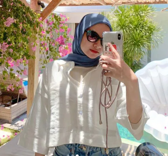 Potret Gaya Hijab ala Selebgram Diba Fahira @dibafahira 13