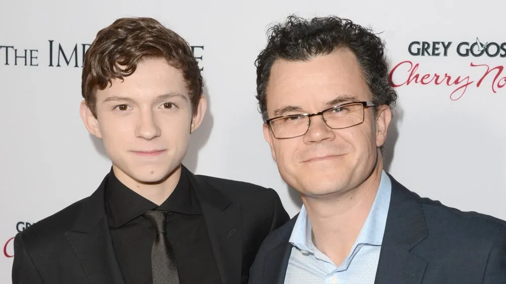 Fakta Seputar Tom Holland; Pemain Tom Holland dan Dominic Holland