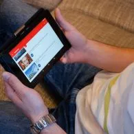 Rekomendasi Lima Chanel Youtube yang Membantu Pemikiran Kita untuk Grow Up!