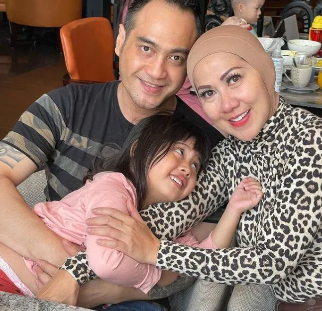 Venna Melinda-Ferry Irawan Segera Menikah, Akui Sudah Kantongi Restu Anak 4 Venna Melinda dan Ferry Irawan
