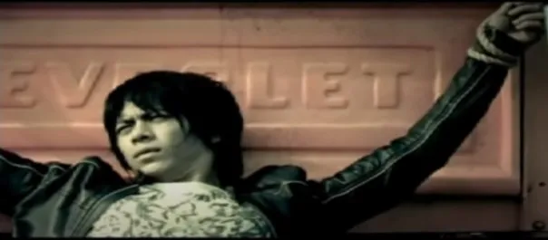 Video Klip Lagu 2000-an yang Layak Dapat Remake. Nostalgianya Pasti Dapat! 9