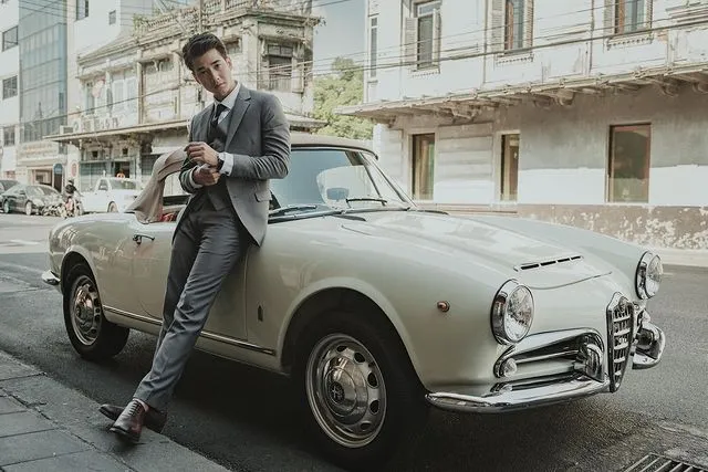 Potret Terbaru Mario Maurer, Aktor Thailand yang Dulu Terkenal di Film A Little Thing Called Love 14 potret terbaru Mario Maurer pemeran Shone