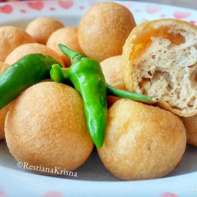 6+ Cara Membuat Tahu Bulat Sederhana & Nagih! 14 cara membuat tahu bulat kopong dan mengembang