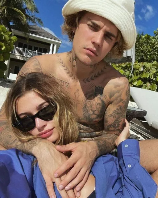 Hailey Baldwin Masih Tunda Punya Momongan Meski Telah 3 Tahun Menikah 6 Pasangan Hailey dan Justin Bieber