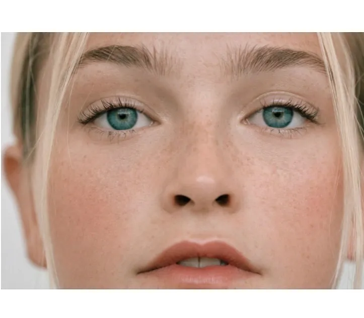 Selain Pangeran Felix, Ini Daftar Anggota Kerajaan yang Jadi Model 12 Jean Campbell