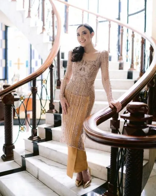 Kumpulan Ide Kebaya Warna Cokelat Terbaru. Elegan! 13 Rekomendasi kebaya cokelat