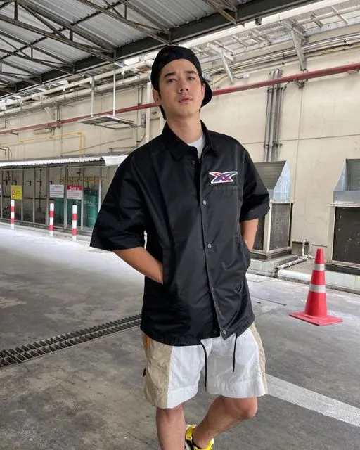 Potret Terbaru Mario Maurer, Aktor Thailand yang Dulu Terkenal di Film A Little Thing Called Love 11 potret terbaru Mario Maurer pemeran Shone