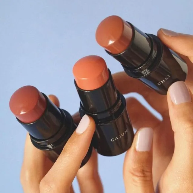 Rekomendasi Cream Blush Merek Lokal, Hasilnya Natural 12 Rekomendasi cream blush on