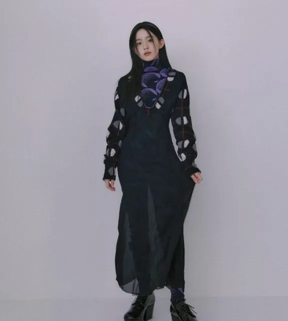 Gaya Fashion ala Park Ji Hoo, Pemeran On Jo di All of Us are Dead. Gemas! 13 Park Ji Hee