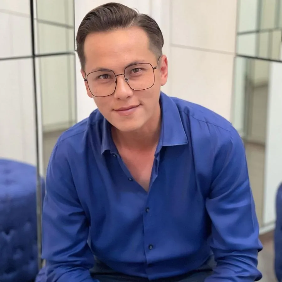 10 Artis Muslim yang Ternyata Keturunan Tionghoa 13 Andhika Prtama muslim tionghoa