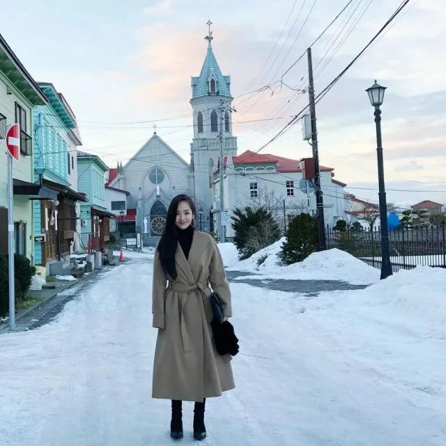 Potret Gaya Park Min Young, Bintang Drama Forecasting Love and Weather 16 Style Park Min-young