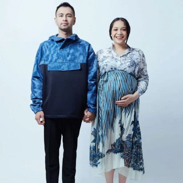 Gaya Busana Kompak ala Raffi Ahmad dan Nagita Slavina. Seru! 11 Style kompak Raffi dan Gigi