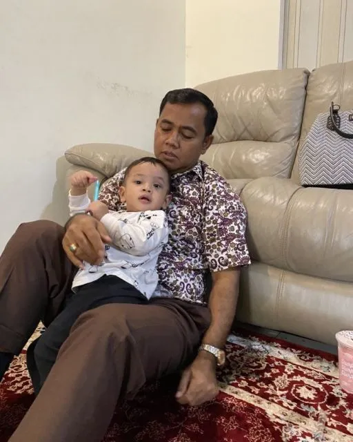 Gala Sky Akhirnya Kunjungi Makam Orang Tuanya, Takut Tiba-Tiba Dipindahkan 6 Haji Faisal bersama Gala
