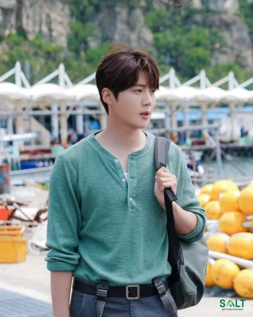 Kabar Terbaru Kim Seon-ho Setelah Hiatus, Kini Siap Menyapa Penggemar 4 Kabar terbaru Kim Seon Ho