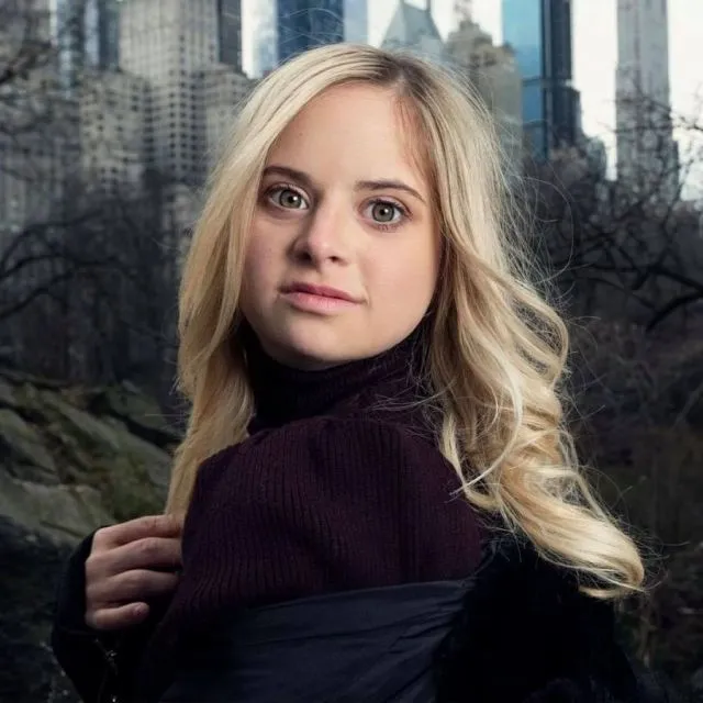Sofia Jirau, Model Down Syndrome Pertama di Victoria's Secret 4 Sofia Jirau dan bisnisnya