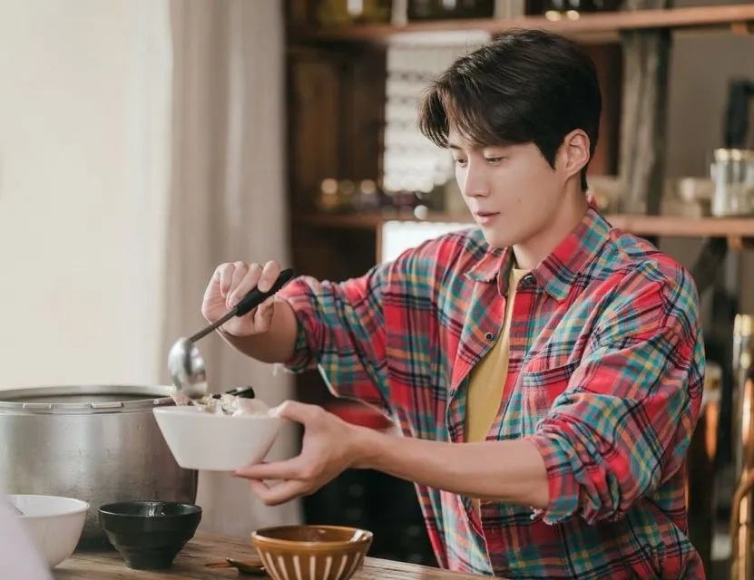 Kabar Terbaru Kim Seon-ho Setelah Hiatus, Kini Siap Menyapa Penggemar 5 Comeback Kim Seon Ho