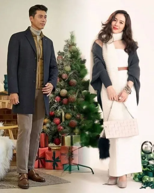 Ide Gaya Busana Couple ala Son Ye-jin dan Hyun Bin. Manis! 13 Busana ala Son Ye-jin dan Hyun Bin