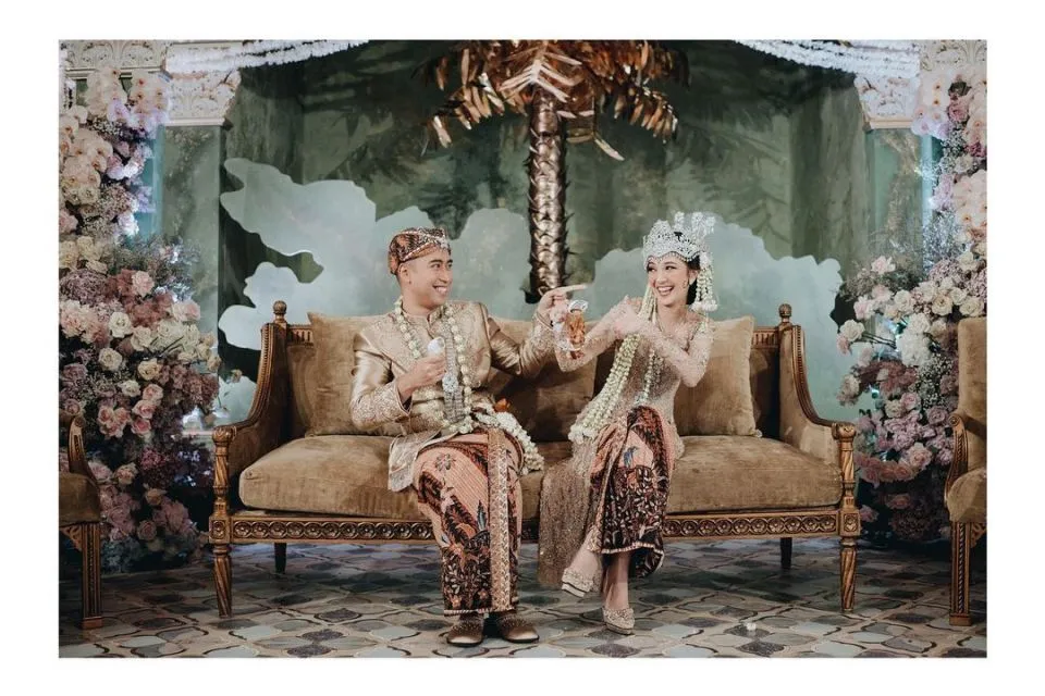 Tradisi Bakakak Hayam di Pernikahan Sunda 3