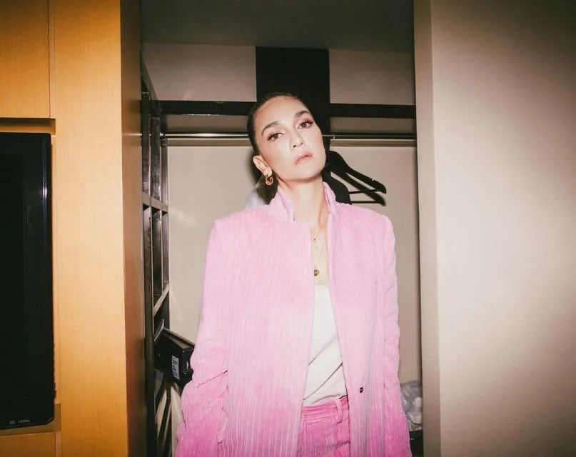 Luna Maya Kena Tipu, Mengaku Sudah Ikhlas dan Anggap itu Teguran 5 Luna Maya tak menyangka ditipu