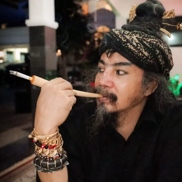 10 Artis Mengaku Sudah Persiapkan Kematian; Umur Tak Ada yang Tahu 14 Limbad
