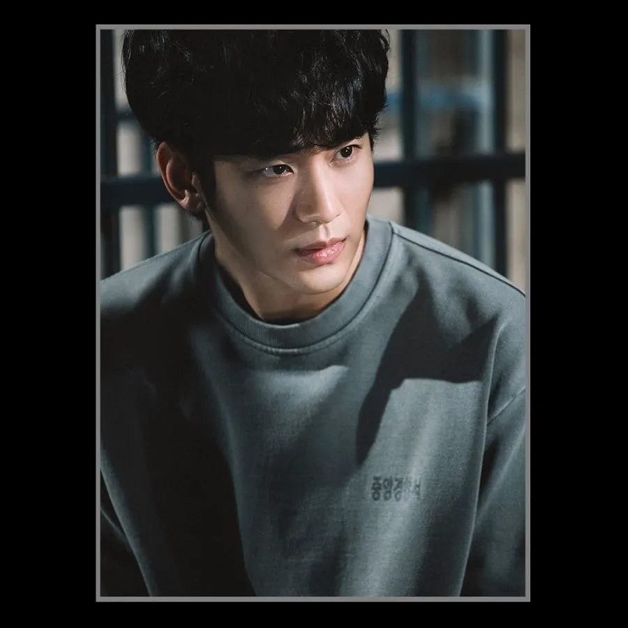 Rekomendasi 6 Drama Terbaik Kim Soo-hyun, Salah Satu Aktor Hebat Korea Selatan 12 Kim Soo-hyun dalam One Ordinary Day