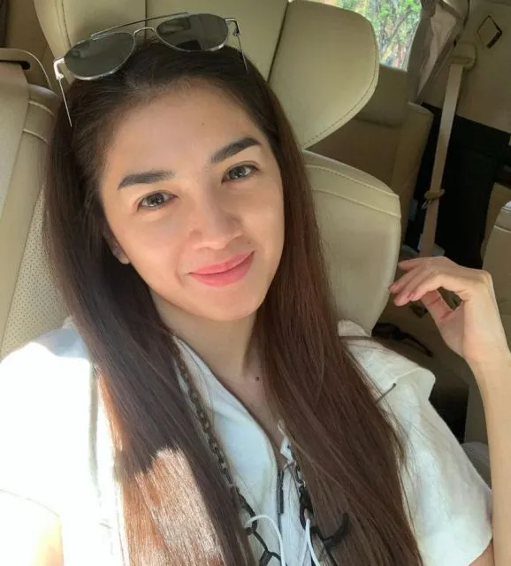 Cita-Cita Terpendam para Artis Sebelum Terjun ke Dunia Hiburan 24 Cita-cita masa kecil Angel Karamoy