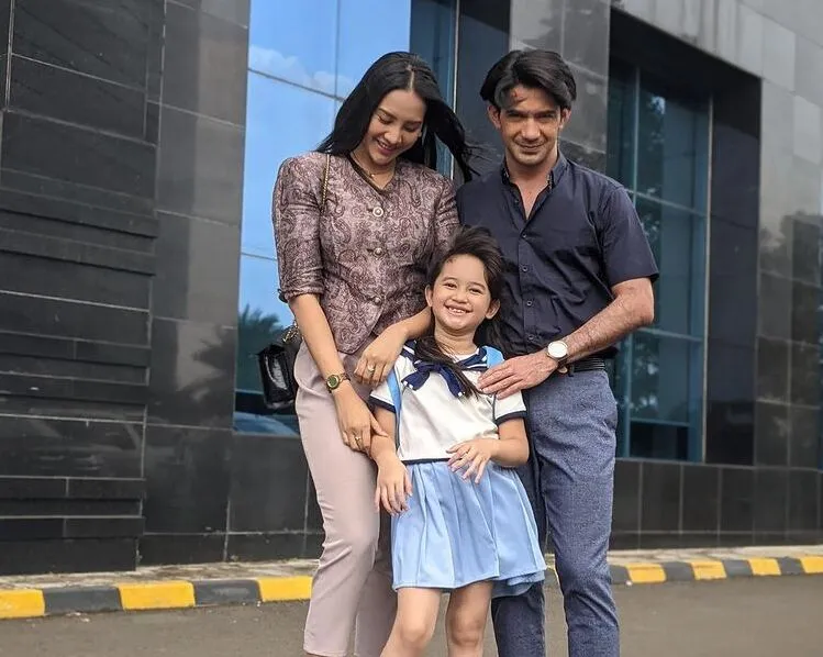Cerita Anya Geraldine Soal Respons sang Ibu Setelah Nonton Layangan Putus 4 respon ibu Anya saat nonton Layangan Putus
