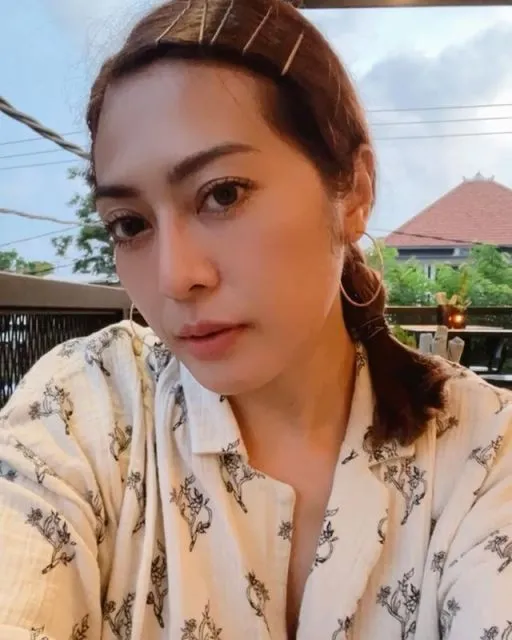 8 Potret Terkini Jebolan AFI, Ada Mawar AFI yang Awet Muda 16 potret terbaru jebolan AFI