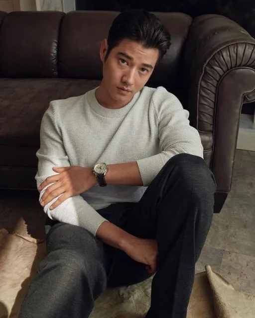 Potret Terbaru Mario Maurer, Aktor Thailand yang Dulu Terkenal di Film A Little Thing Called Love 8 potret terbaru Mario Maurer pemeran Shone