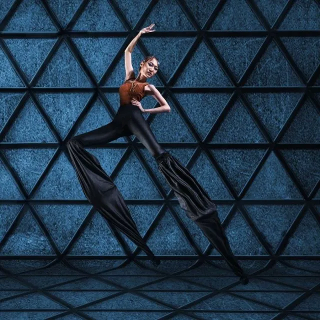 Potret Gaya Modis Ayu Gani, Juri di Indonesian Next Top Model 15 Style cetar Ayu Gani
