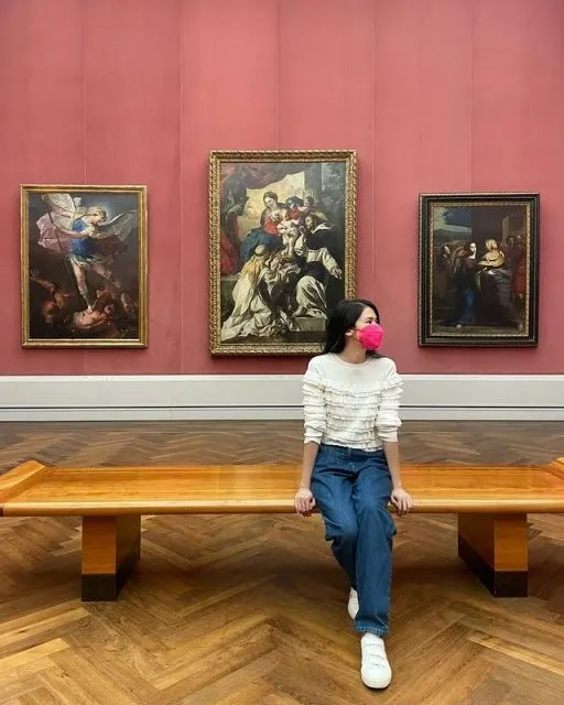 Gaya Fashion ala Laura Basuki, Mulai dari Formal Sampai Kasual 18 10 style ootd laura basuki