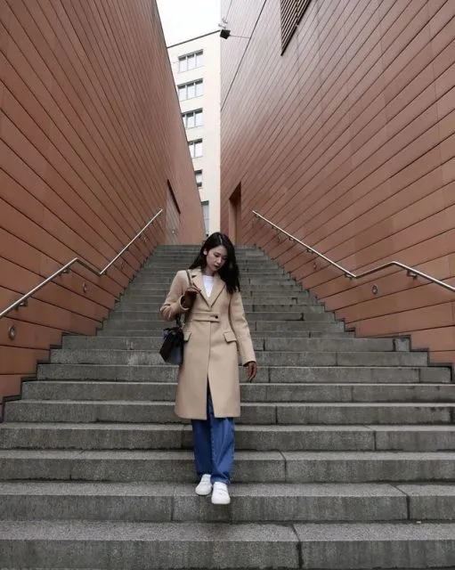 Gaya Fashion ala Laura Basuki, Mulai dari Formal Sampai Kasual 17 10 style ootd laura basuki