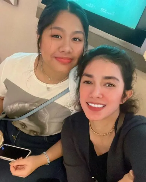 Ussy Sulistiawaty Akhirnya Izinkan Putri Sulungnya Buka Akun Instagram 3 Ussy izinkan anak bikin instagram