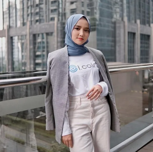 11 Seleb Dalam dan Luar Negeri Rambah Bisnis NFT. Ada yang Jumlahnya Fantastis 16 bisnis kripto wirda mansur
