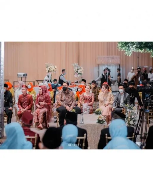 Detail Acara Akad dan Resepsi Pernikahan Adik Ayu Ting Ting. Elegan! 20 Pernikahan adik Ayu Ting Ting