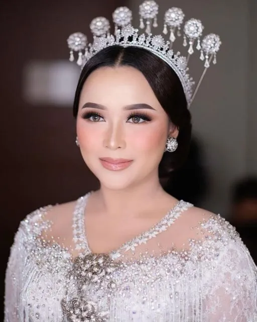 Detail Acara Akad dan Resepsi Pernikahan Adik Ayu Ting Ting. Elegan! 11 Pernikahan adik Ayu Ting Ting