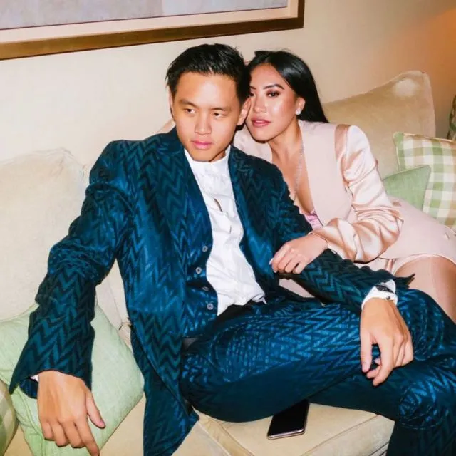 Profil Arnold Putra, Desainer Indonesia yang Dikenal dengan Karya-Karya Kontroversial 11
