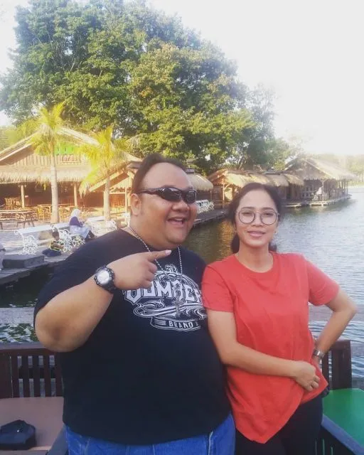 Mendiang Rony Dozer Disomasi karena Kontrak Kerja yang Belum Diselesaikan 6 Istri mendiang Rony Dozer disomasi