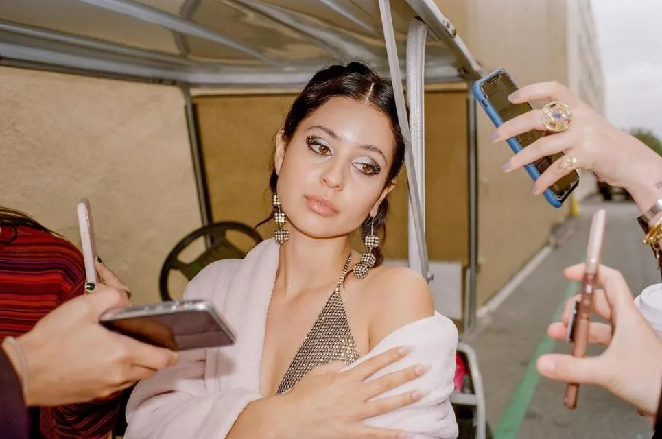 Kumpulan Inspirasi Eye Makeup ala Tahun 90-an dari Serial TV Euphoria 14 Inspirasi makeup