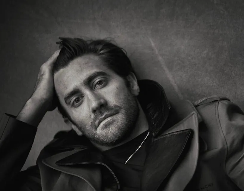 Jake Gyllenhaal Tak Mau Dikaitkan dengan Lagu Jake Gyllenhaal nggak mau dikaitkan dengan All Too Well