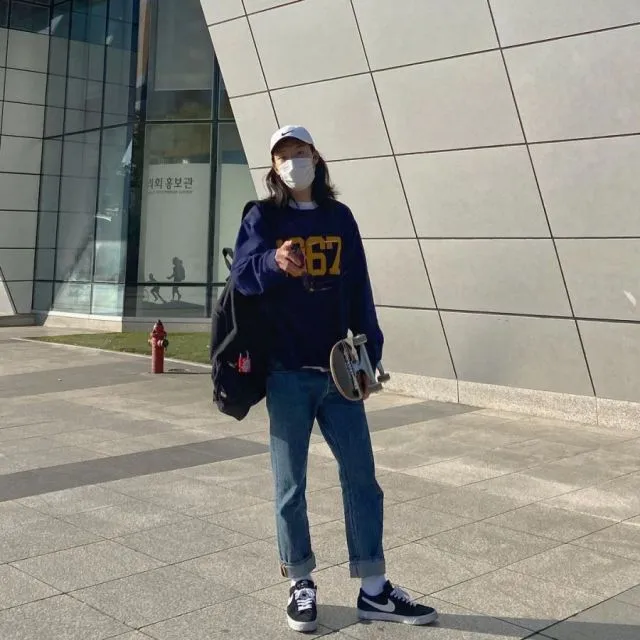 Ide Gaya Kasual ala Ryu Jun-yeol. Bisa kok Diadaptasi Cowok Indonesia~ 17 Ide fashion kasual