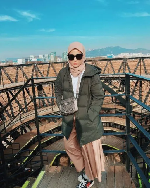 Gaya Fashion ala Natasha Rizky. Nyaman dan Stylish~ 15 Natasya Rizky