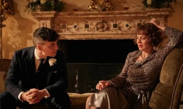Peaky Blinders Season 6 Segera Tayang, Jadi Tribut untuk Helen McCrory 5 Scene Film
