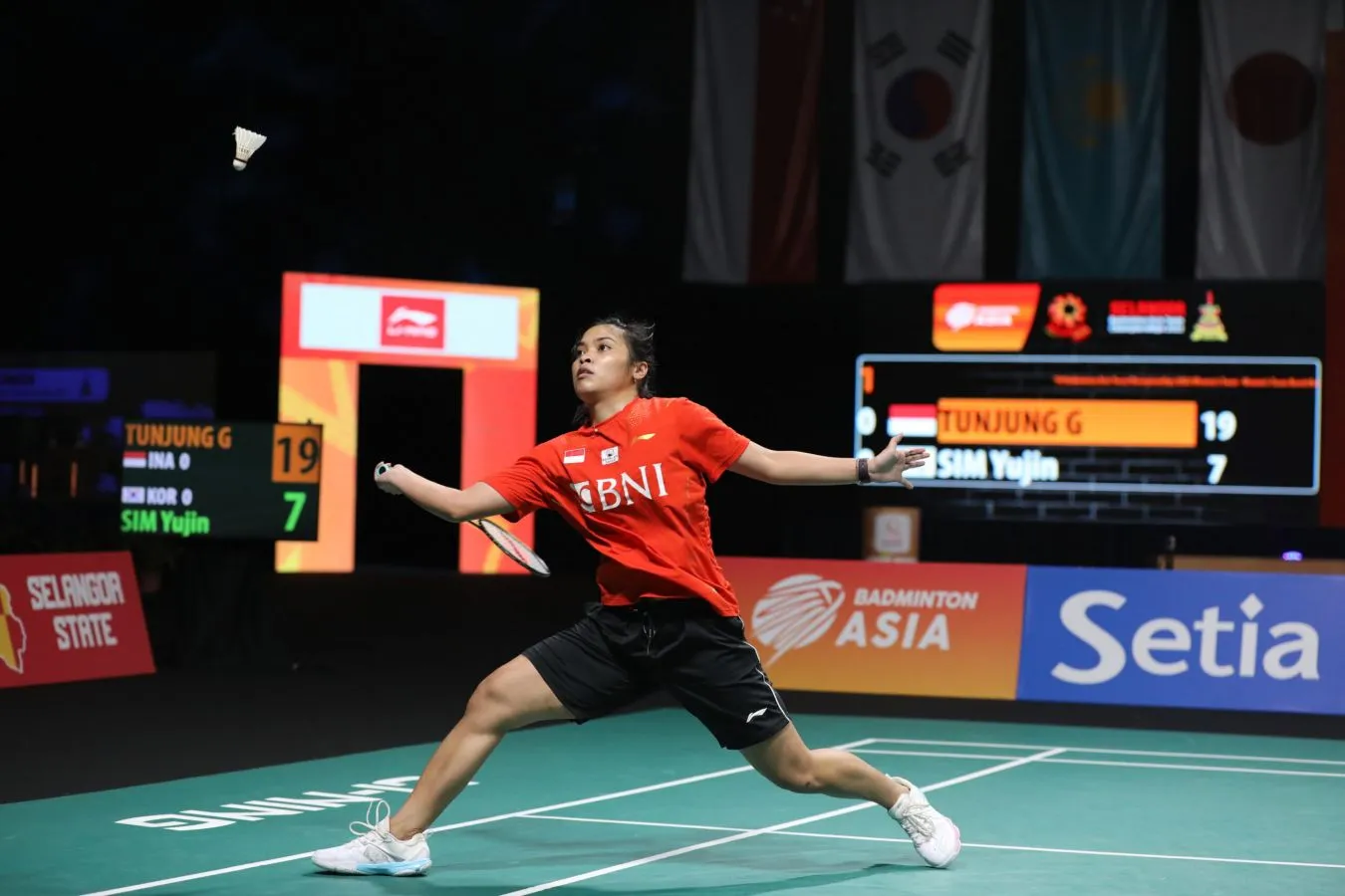 Tim Putri Indonesia Berhasil Juara BATC 2022, Merah Putih Kembali Berkibar 6 Gregoria Mariska Tanjung (22) Sebagai Pembuka Kemenangan Tim Putri Bulutangkis Indonesia Pada Final Kejuaraan BATC 2022