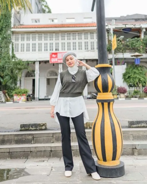 Fashion Item Jadul yang Kembali Hits. Favoritmu yang Mana? 10 Fashion item jadul