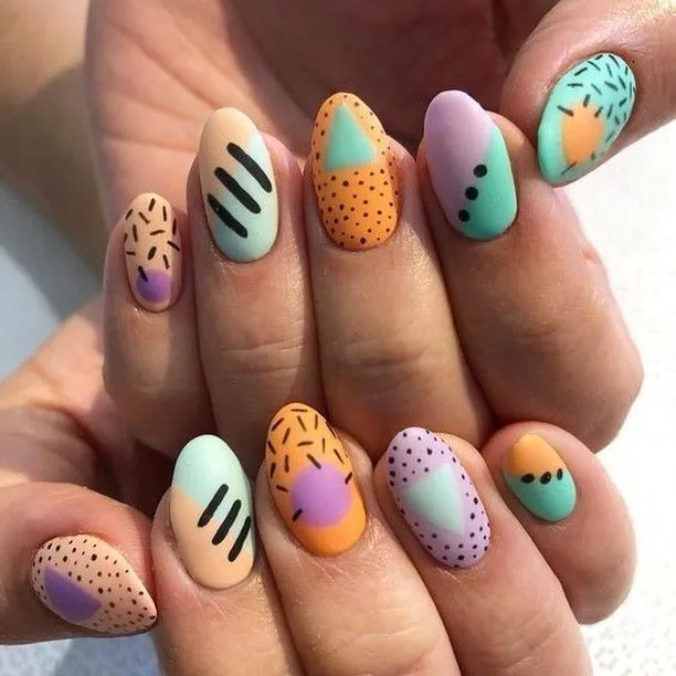 Nail Art Korea yang Tren Tahun ini. Bergradasi sampai yang Ada Berliannya~ 9 pop art nails