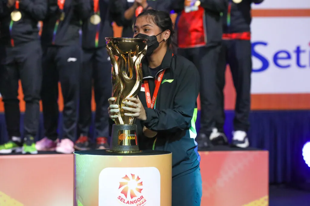 Tim Putri Indonesia Berhasil Juara BATC 2022, Merah Putih Kembali Berkibar 5 Menjadi Sejarah Baru Bagi Tim Putri Indonesia Bisa Membawa Piala Juara Setelah Puasa15 Tahun
