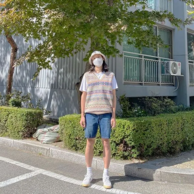 Ide Gaya Kasual ala Ryu Jun-yeol. Bisa kok Diadaptasi Cowok Indonesia~ 13 Ide fashion kasual
