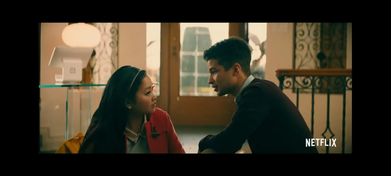 Ini Deretan Film yang Cocok Ditonton Bareng Pacar di Hari Valentine. Romantis! 9 Cuplikan dalam film To All the Boys: P. S. I Still Love You